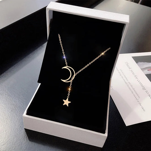 New Simple Moon Star Pendant Choker Necklace Simple Gold Color Alloy Charm Chain Collares Necklace For Women Party Jewelry